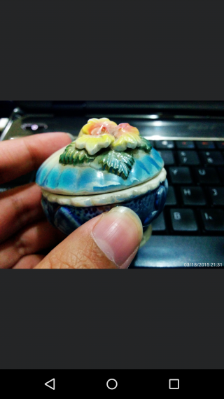 Androidスマートフォンの写真に日付と時刻のスタンプを追加する